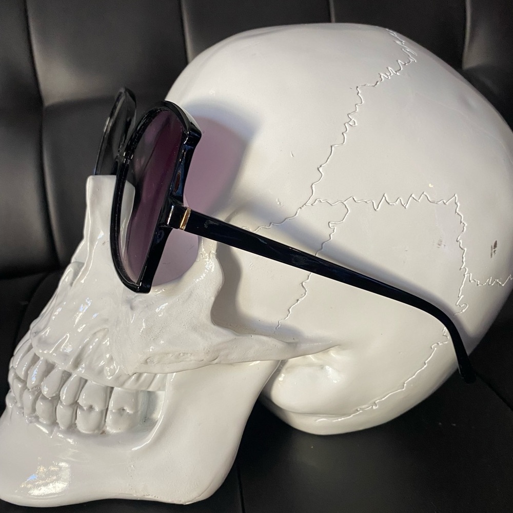 Sunglasses - Picture 2 of 2